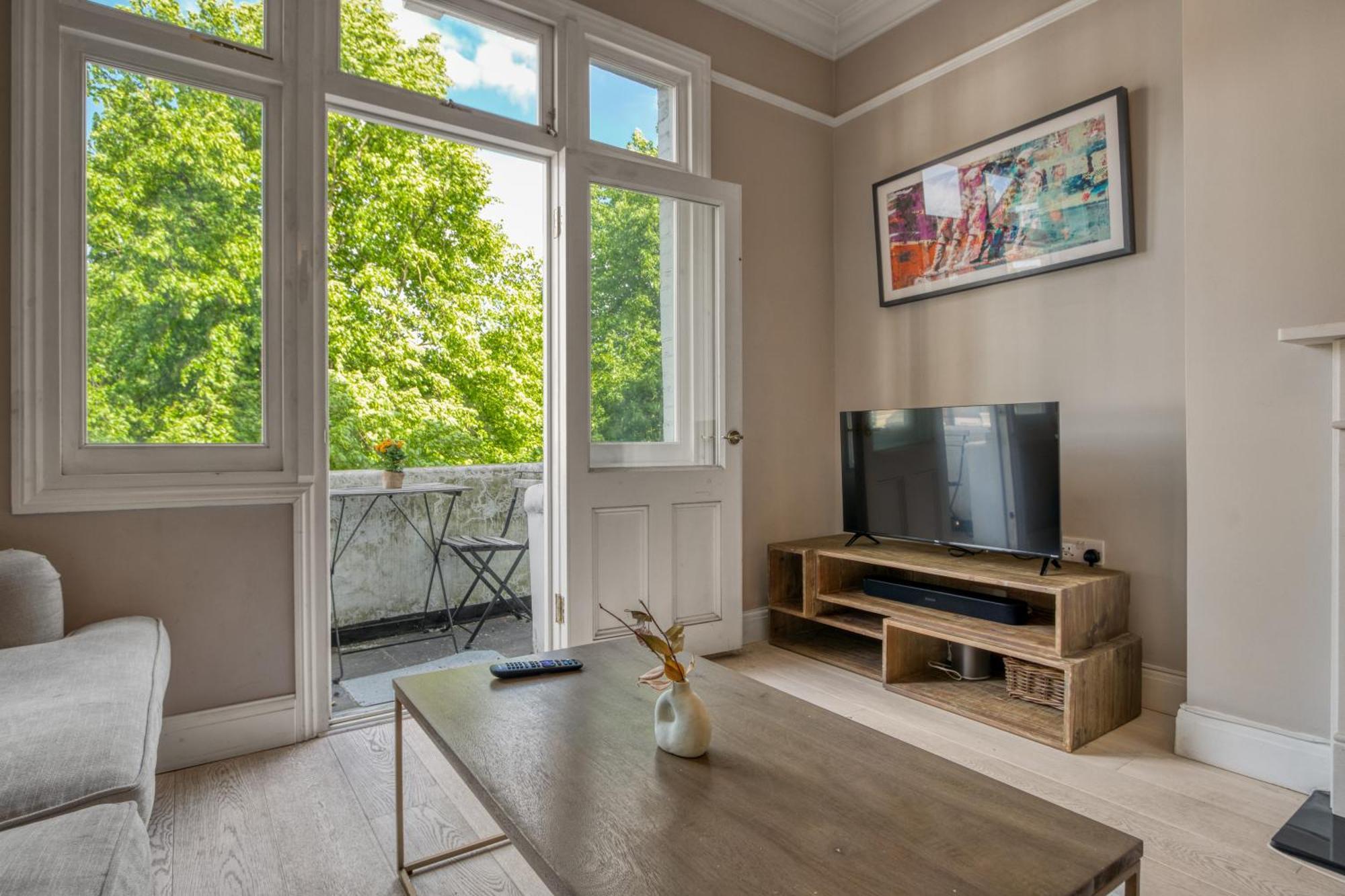 Stylish 1br Scenic Balcony *